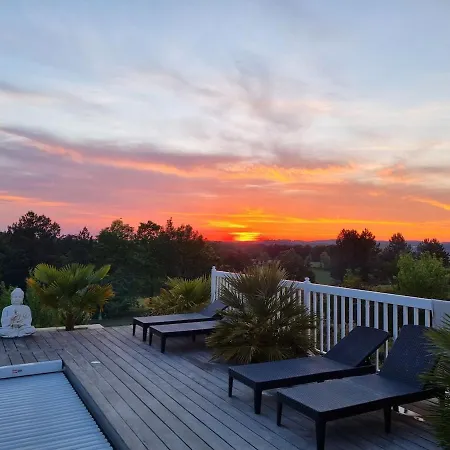 Beautiful Air-conditioned With Pool And Hot Tub Bassillac