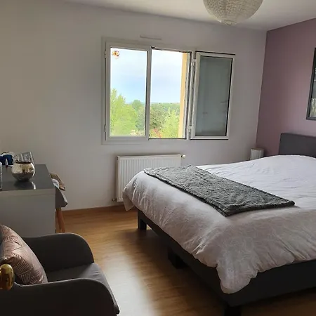 Beautiful Air-conditioned With Pool And Hot Tub 别墅